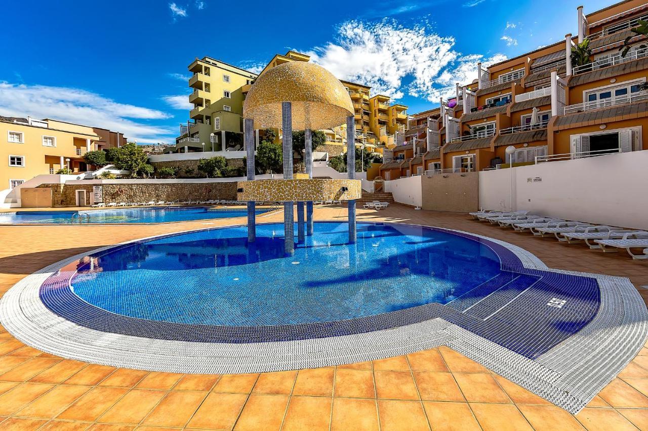 Apartment In The Orlando Complex Адехе Экстерьер фото