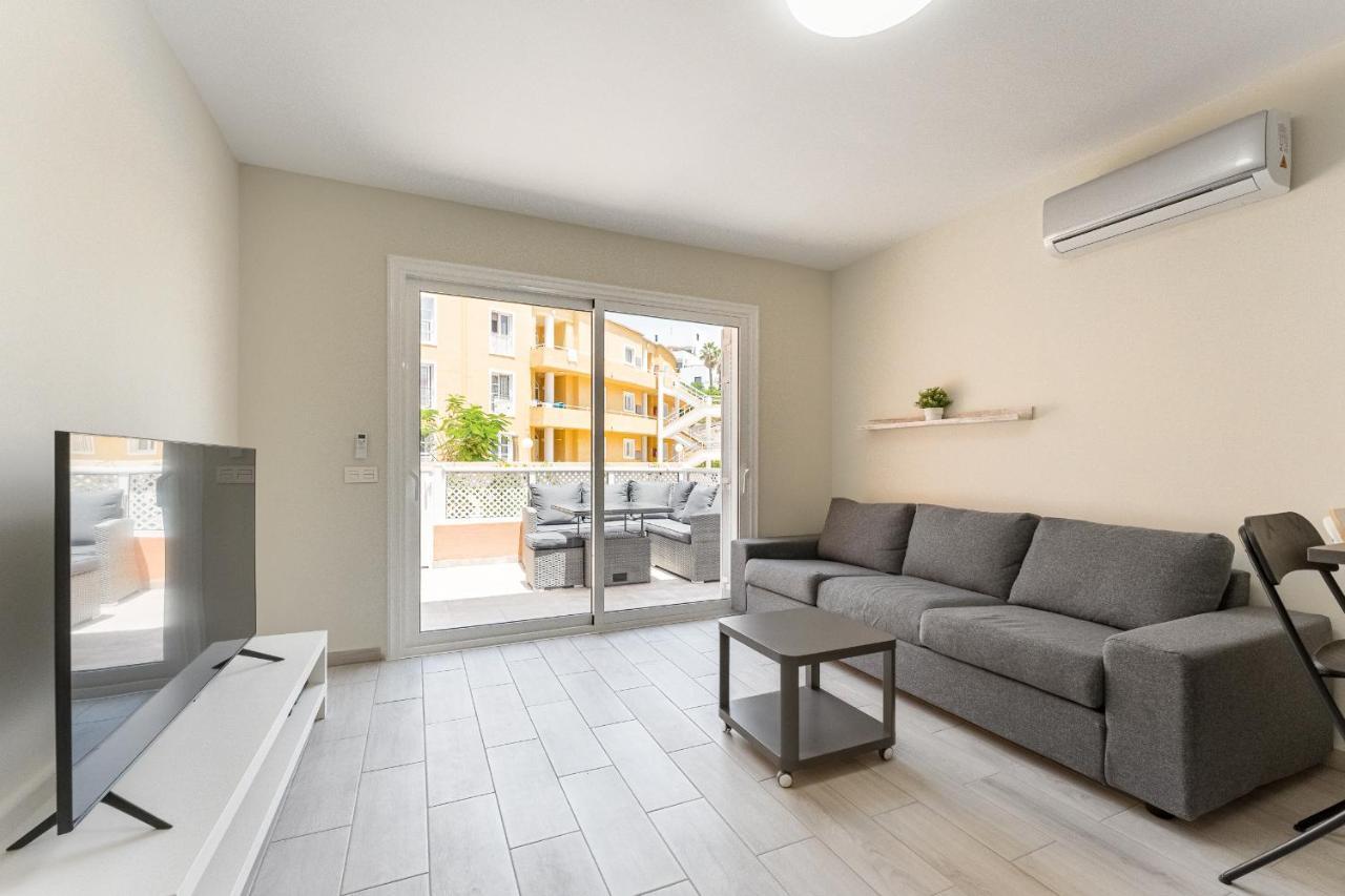 Apartment In The Orlando Complex Адехе Экстерьер фото