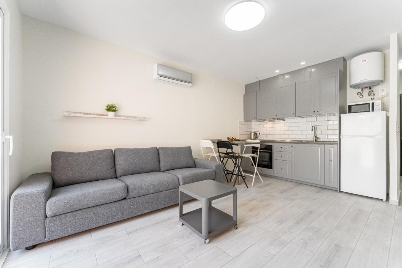 Apartment In The Orlando Complex Адехе Экстерьер фото